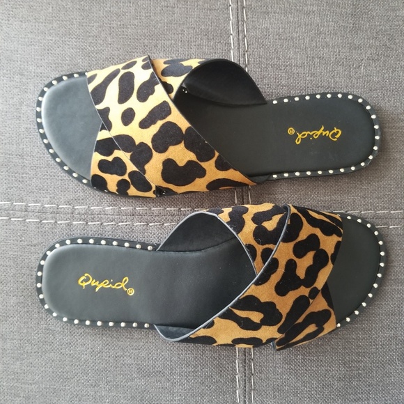 Qupid Shoes - New! Kazen Black Leopard Sandals